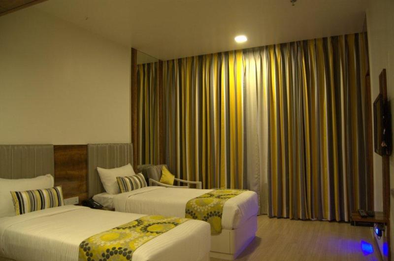 Hotel Hardeo Nagpur Exterior foto